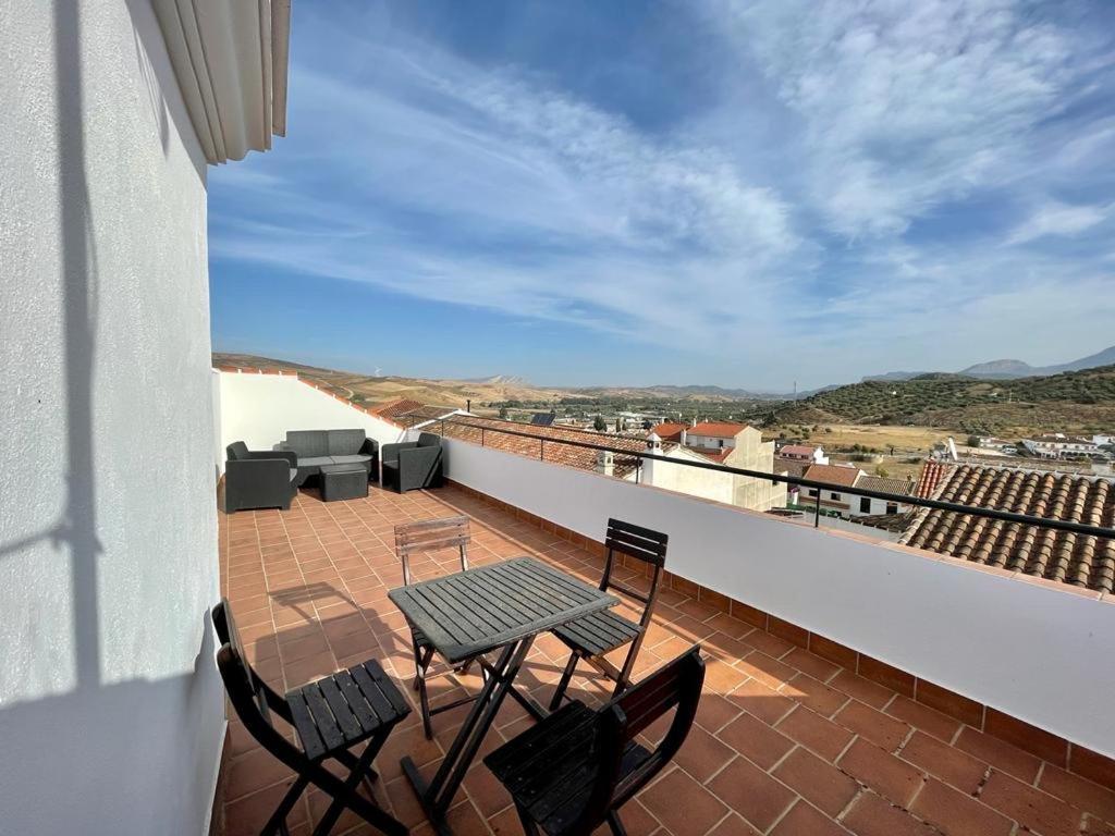 Apartment With Terrace Ardales Bagian luar foto